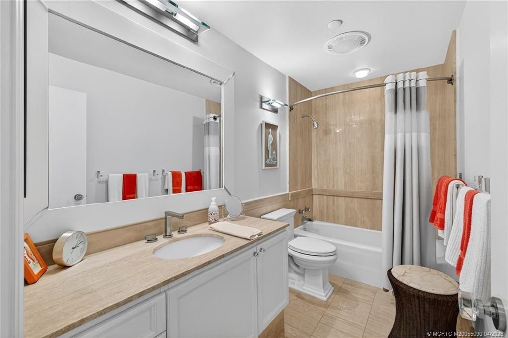 2920 SE Dune Drive, Unit 420, Stuart, FL 34996 Photo