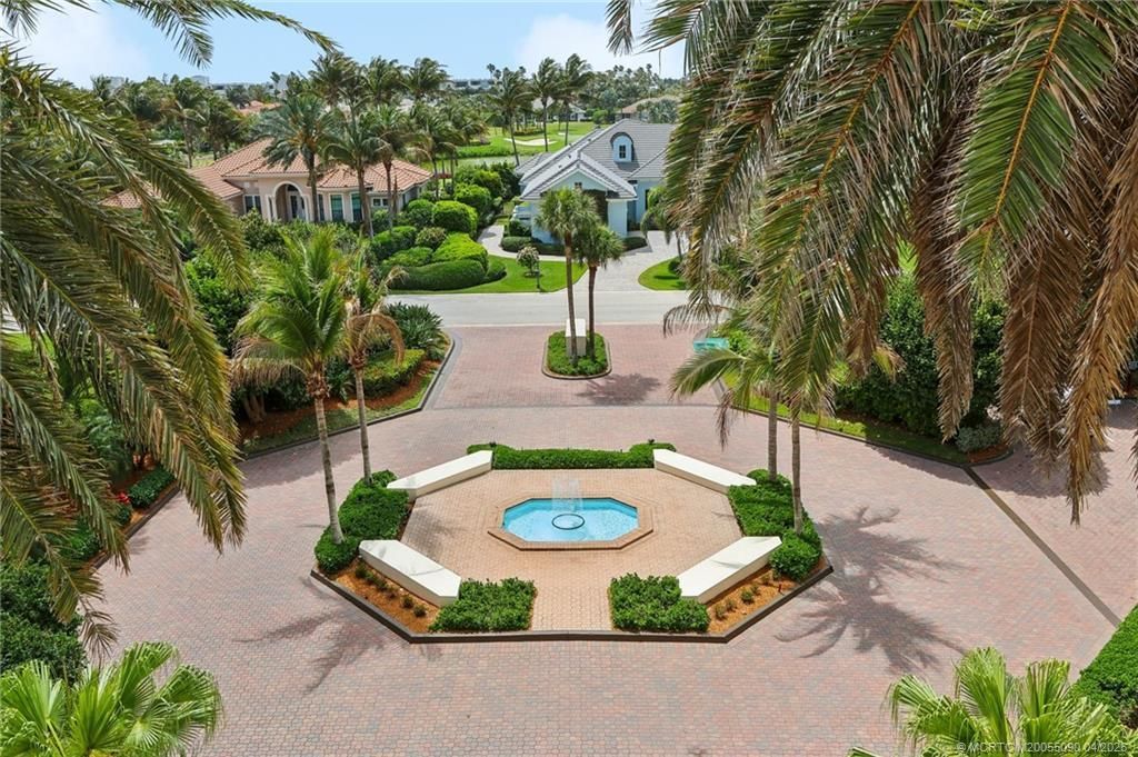 2920 SE Dune Drive, Unit 420, Stuart, FL 34996 Photo