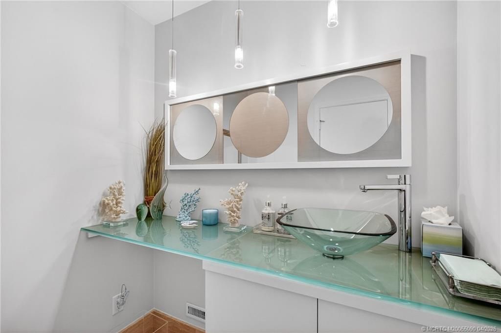 2920 SE Dune Drive, Unit 420, Stuart, FL 34996 Photo