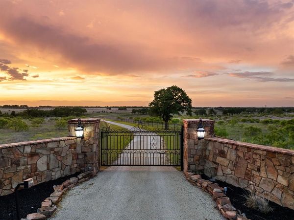 2454 W SH 380, Jacksboro, TX 76458