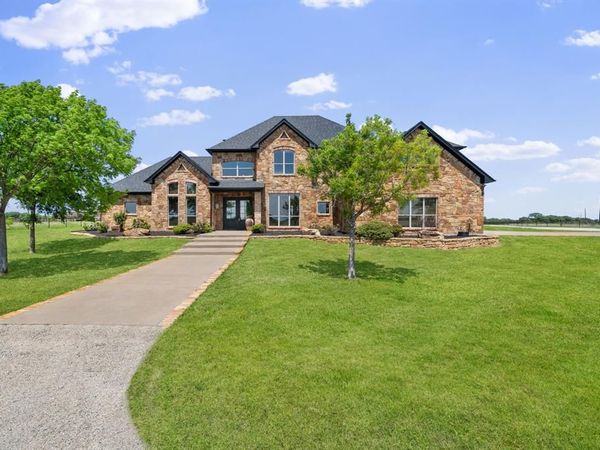 2454 380 W State Highway, Jacksboro, TX 76458