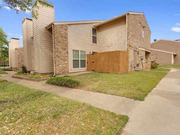 5516 Boca Raton Boulevard, Unit 321, Fort Worth, TX 76112