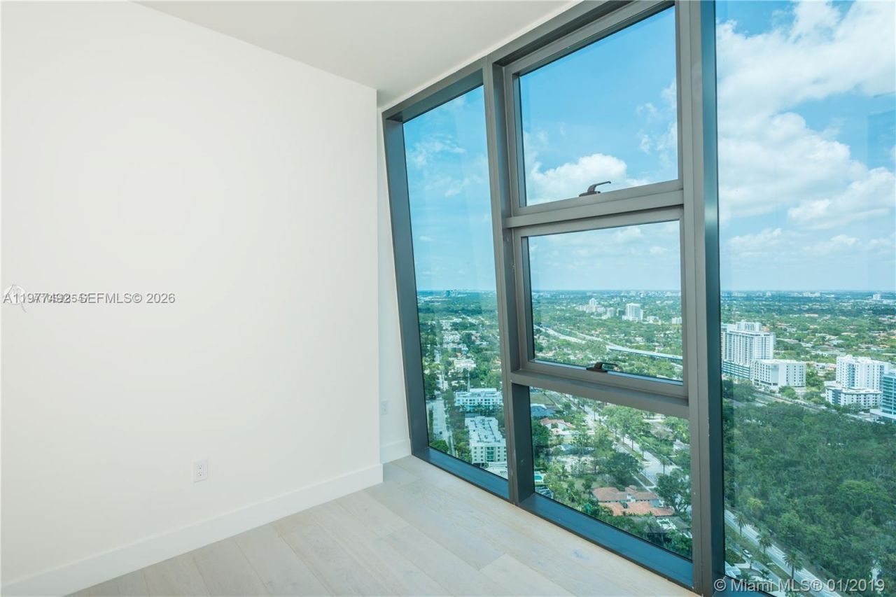 1451 Brickell Ave , Unit 4004, Miami, FL 33131 Photo