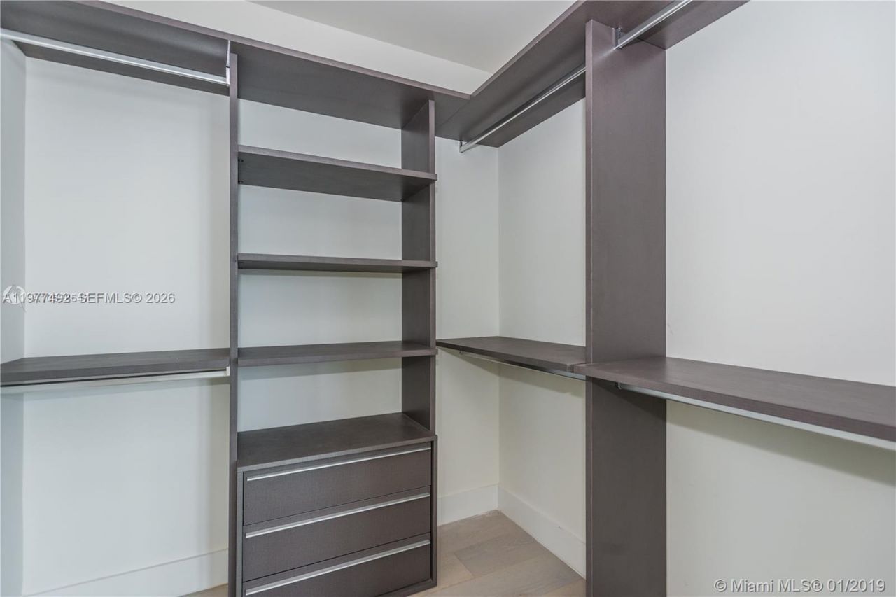 1451 Brickell Ave , Unit 4004, Miami, FL 33131 Photo