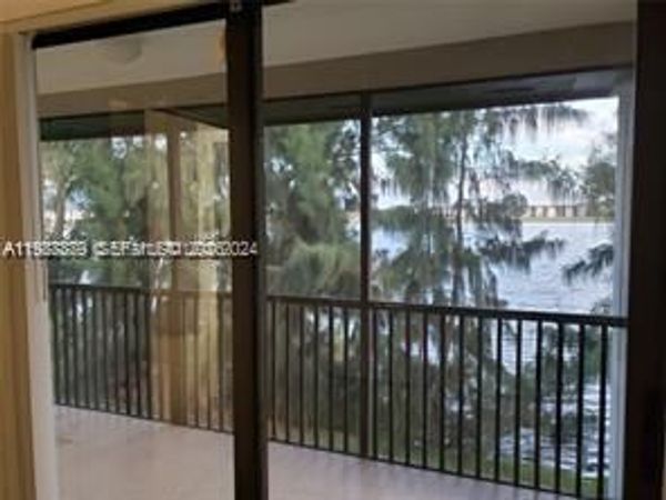 468 NE 206th Ln, Unit 107, Miami, FL 33179