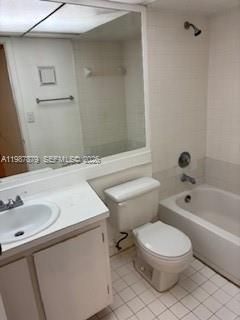 468 NE 206th Ln , Unit 107, Miami, FL 33179 Photo
