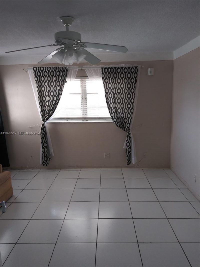 141 NE 10th Ave , Unit 29B, Hallandale Beach, FL 33009 Photo