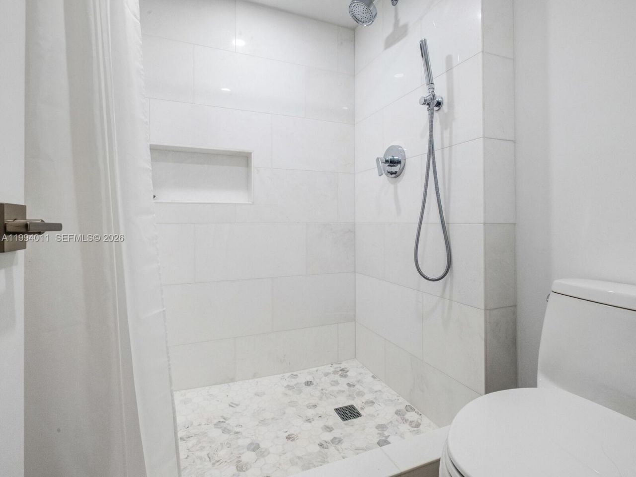 20505 E Country Club Dr, Unit 531, Aventura, FL 33180 Photo