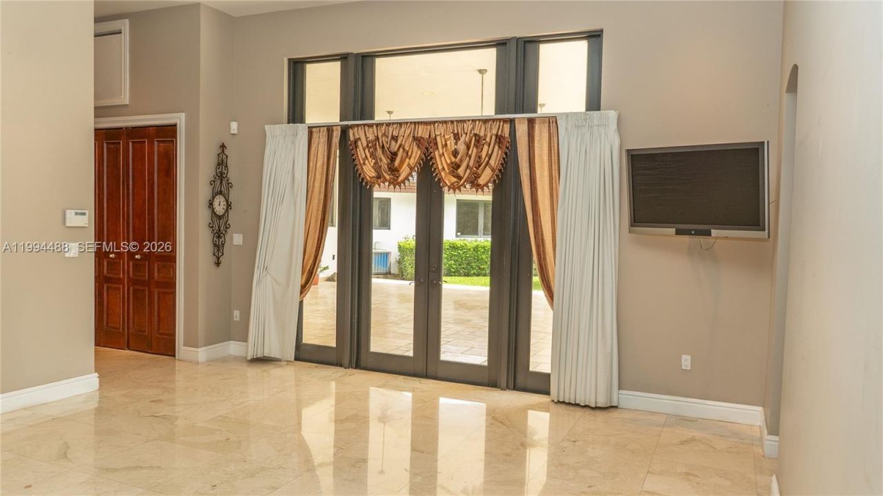 6200 SW 97th Ave , Miami, FL 33173 Photo