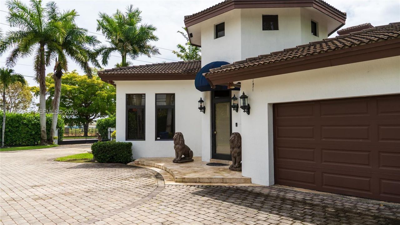 6200 SW 97th Ave , Miami, FL 33173 Photo