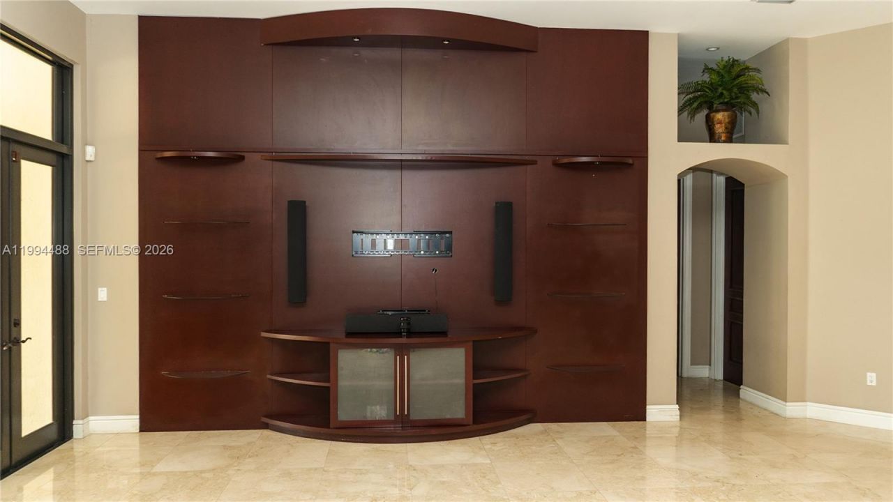 6200 SW 97th Ave , Miami, FL 33173 Photo