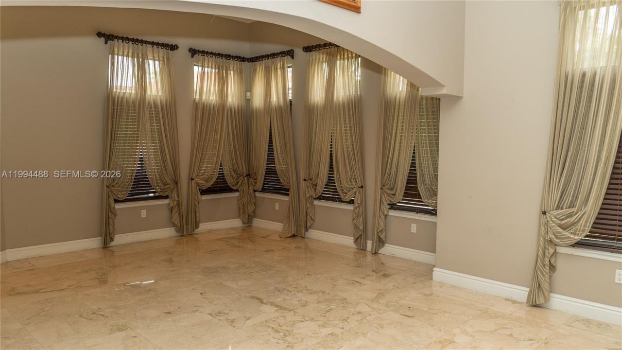 6200 SW 97th Ave , Miami, FL 33173 Photo