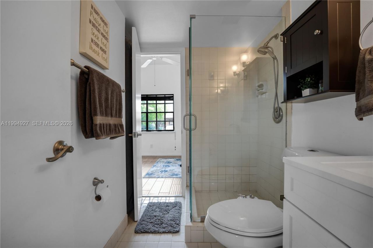 10101 Woodbury Ct , Pembroke Pines, FL 33026 Photo