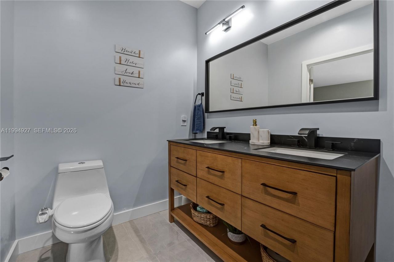 10101 Woodbury Ct , Pembroke Pines, FL 33026 Photo