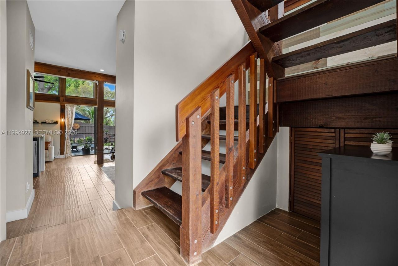 10101 Woodbury Ct , Pembroke Pines, FL 33026 Photo