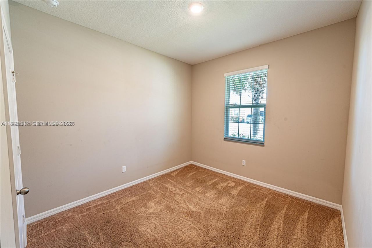 5204 Jovial Ct , Unit 5204, Fort Pierce, FL 34947 Photo