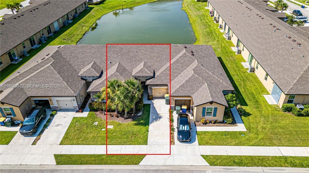 5204 Jovial Ct , Unit 5204, Fort Pierce, FL 34947 Photo