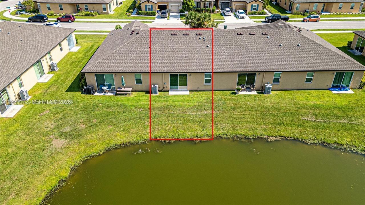 5204 Jovial Ct , Unit 5204, Fort Pierce, FL 34947 Photo