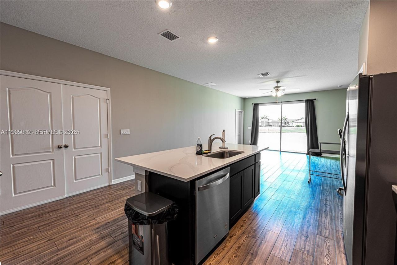 5204 Jovial Ct , Unit 5204, Fort Pierce, FL 34947 Photo