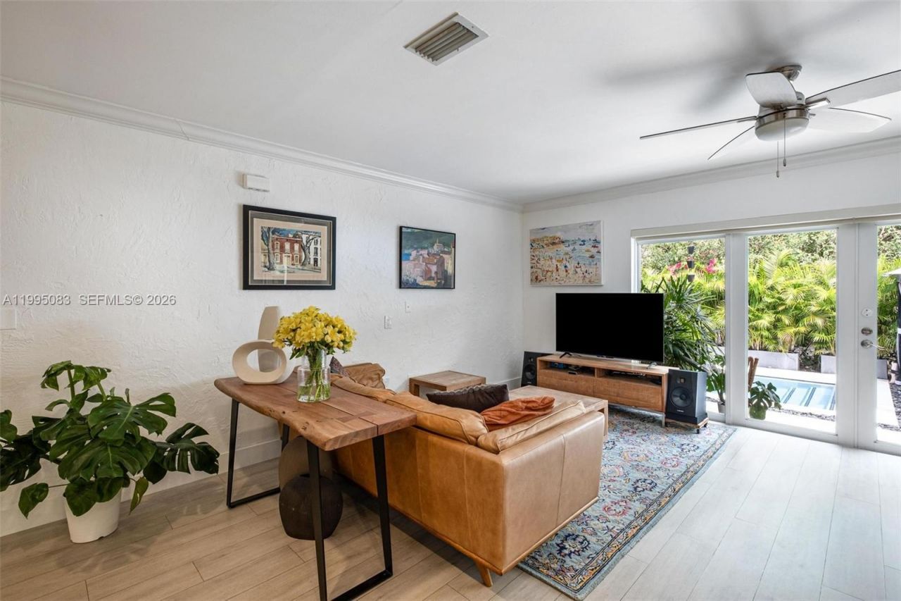 1437 Baracoa Ave , Coral Gables, FL 33146 Photo