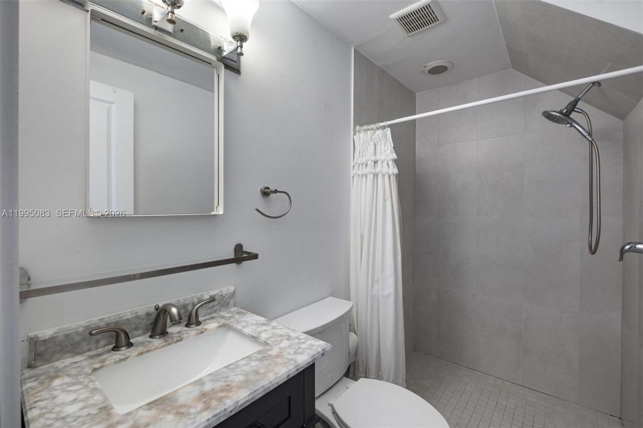 1437 Baracoa Ave , Coral Gables, FL 33146 Photo