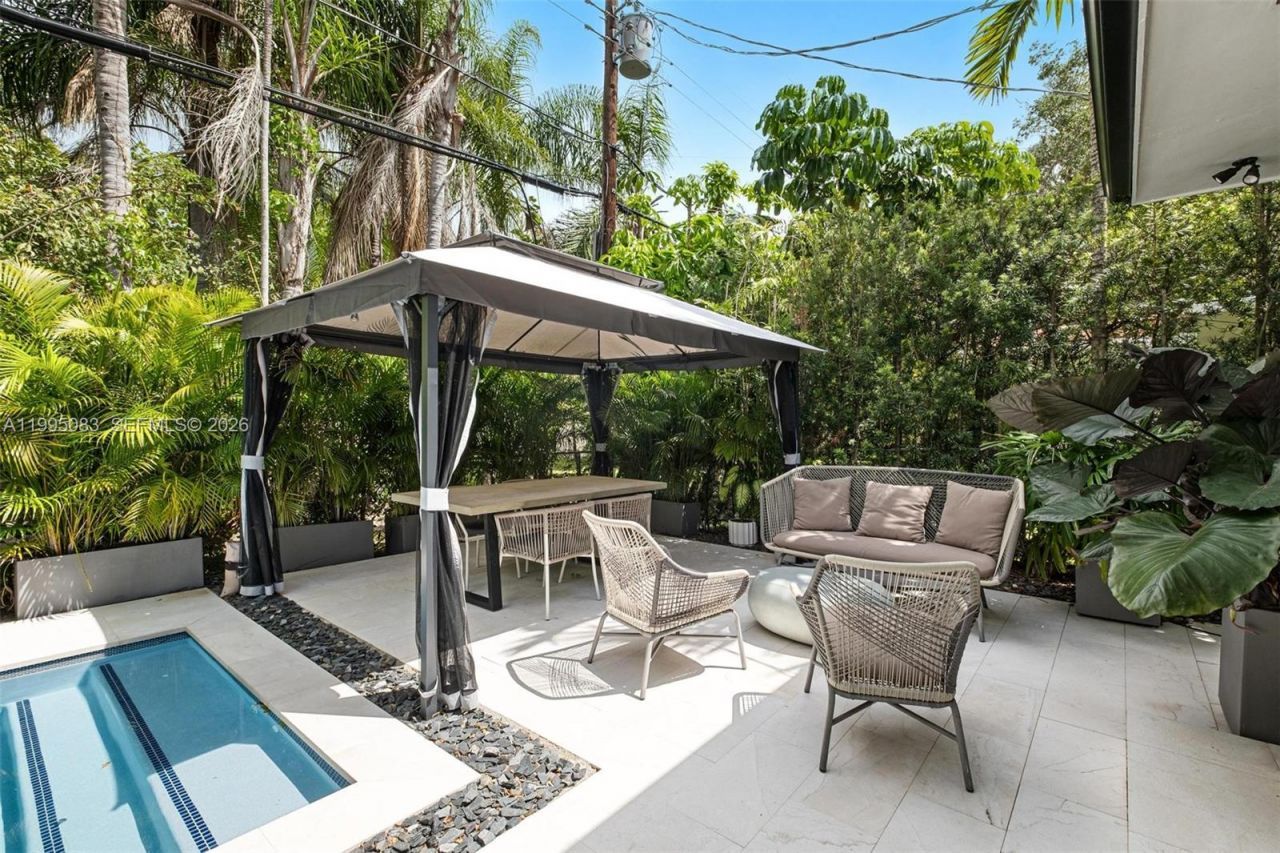 1437 Baracoa Ave , Coral Gables, FL 33146 Photo