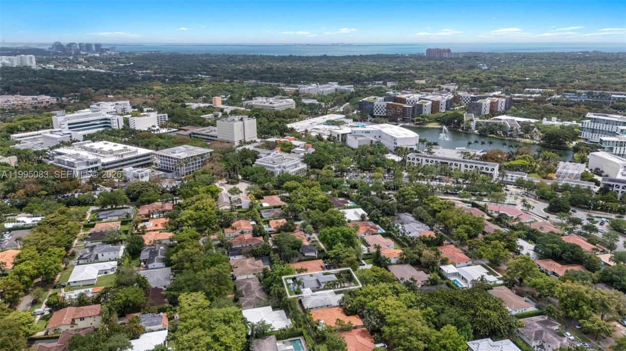 1437 Baracoa Ave , Coral Gables, FL 33146 Photo