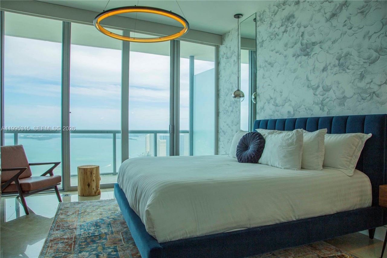 888 Biscayne Blvd , Unit 5207, Miami, FL 33132 Photo