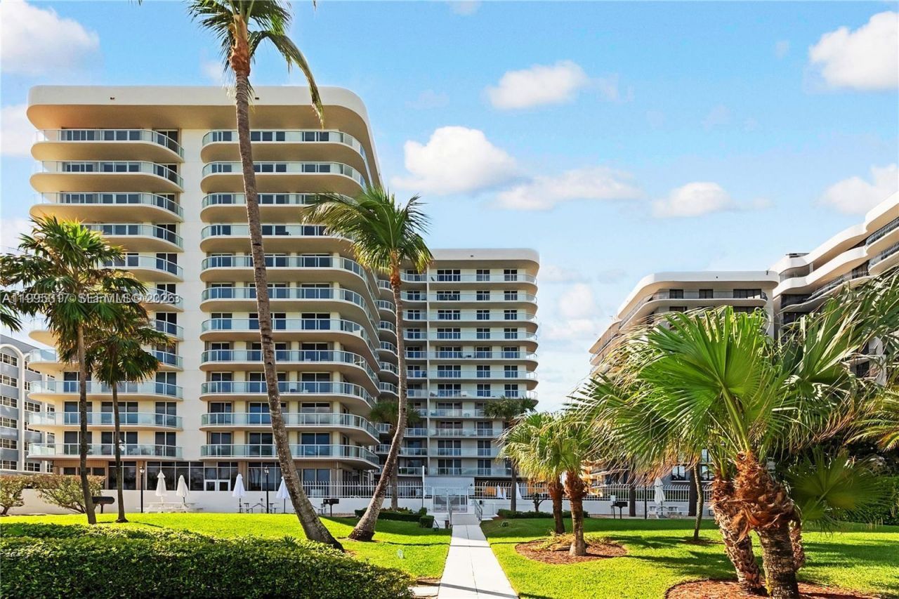 8855 Collins Ave. Oceanfront Direct , Unit 4C, Surfside, FL 33154 Photo