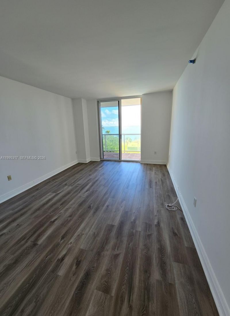 8855 Collins Ave. Oceanfront Direct , Unit 4C, Surfside, FL 33154 Photo