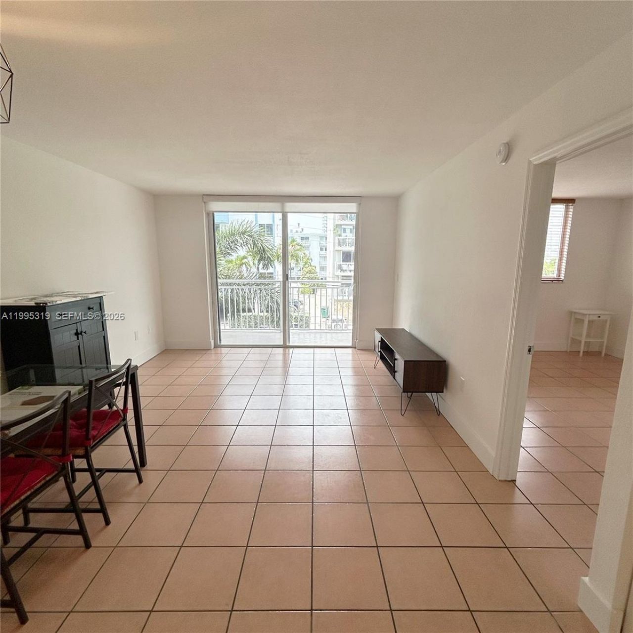 1665 Bay Rd , Unit 322, Miami Beach, FL 33139 Photo