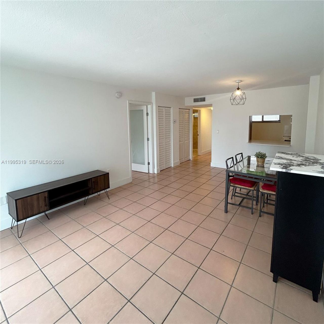 1665 Bay Rd , Unit 322, Miami Beach, FL 33139 Photo