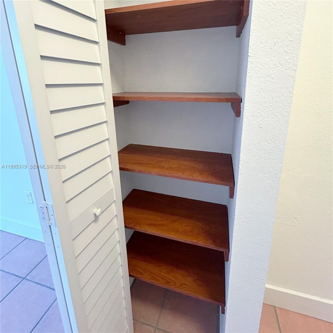 1665 Bay Rd , Unit 322, Miami Beach, FL 33139 Photo