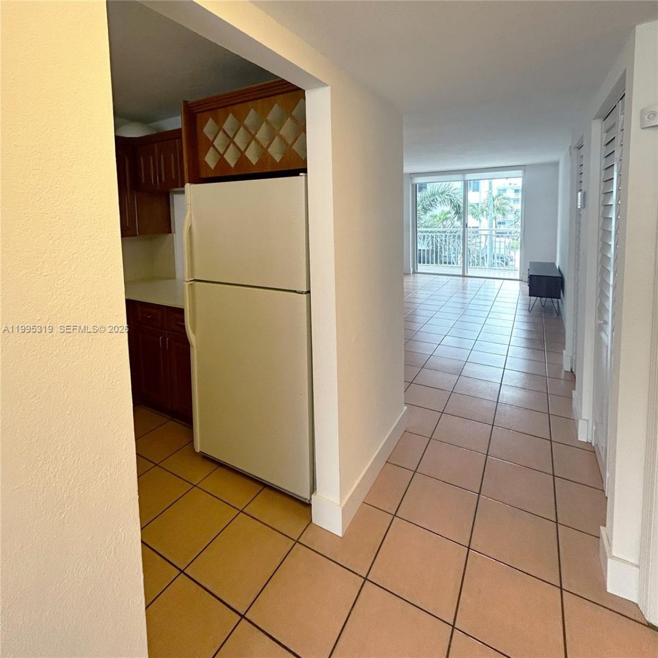 1665 Bay Rd , Unit 322, Miami Beach, FL 33139 Photo