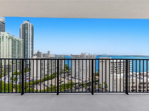 1450 Brickell Bay Dr , Unit 1814, Miami, FL 33131