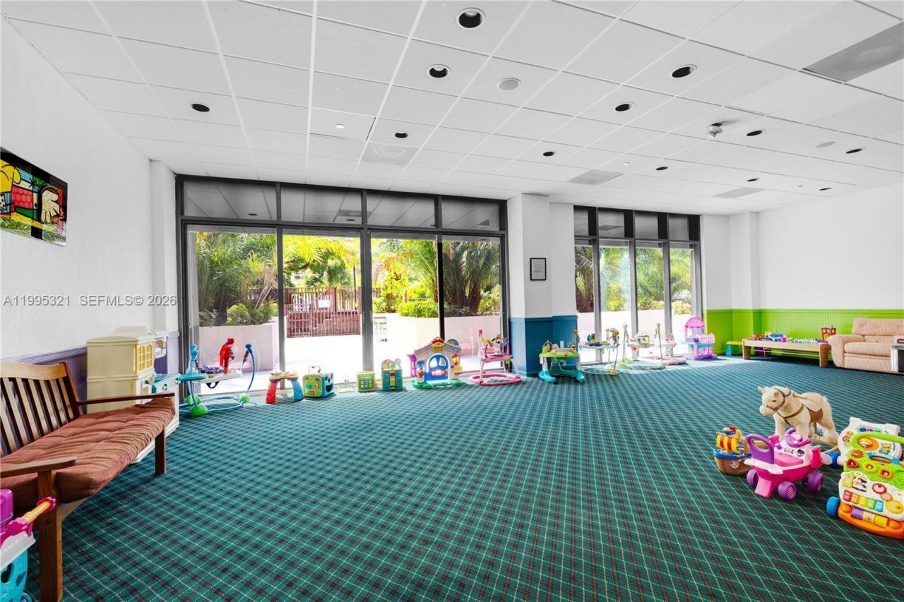 1450 Brickell Bay Dr , Unit 1814, Miami, FL 33131 Photo