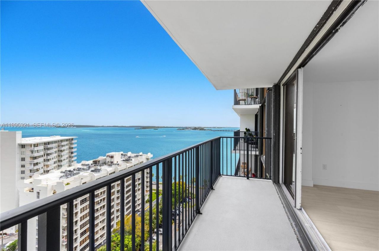 1450 Brickell Bay Dr , Unit 1814, Miami, FL 33131 Photo