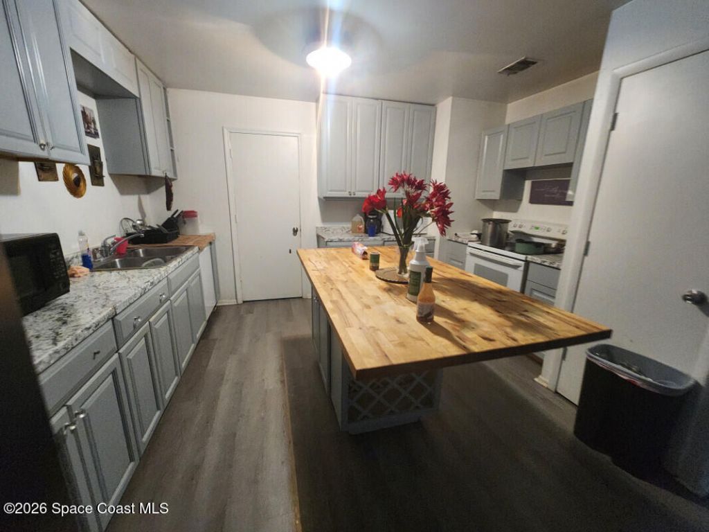 1066 Galty Circle NE , Palm Bay, FL 32905 Photo