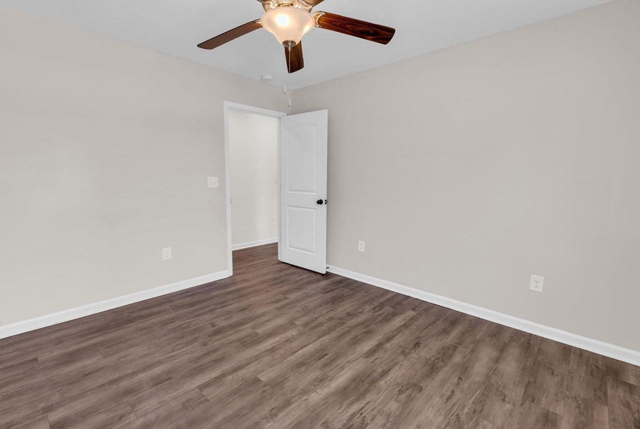 4706 Hamp-ned Rd. Photo 29