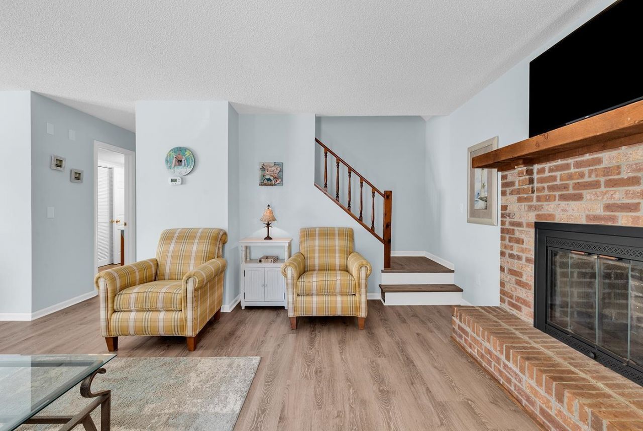 600 B 43rd Ave. S  Photo 10