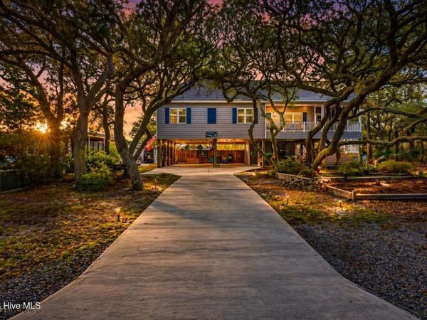 108 NW 25th Street, Oak Island, NC 28465