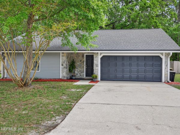 7149 LOVES Drive, Jacksonville, FL 32222