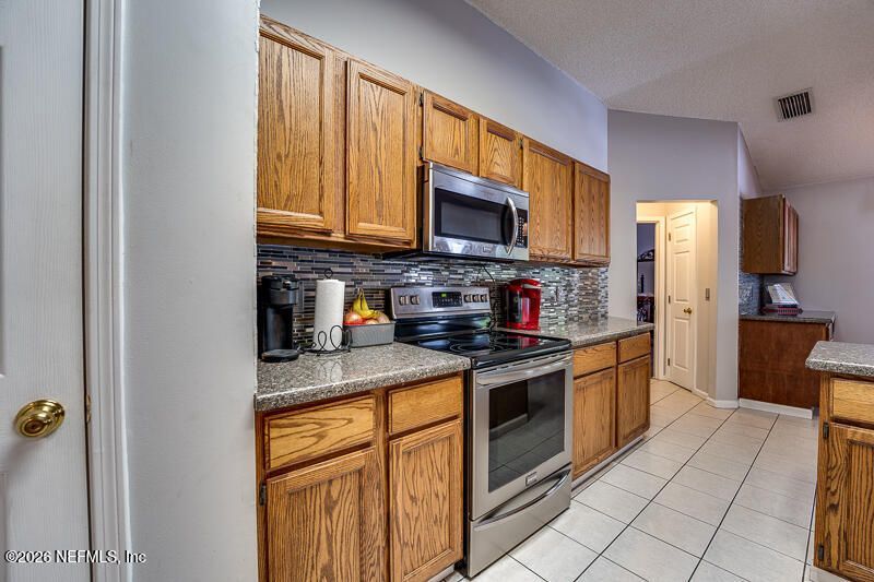 9529 Plum Lake Lane W, Jacksonville, FL 32222 Photo