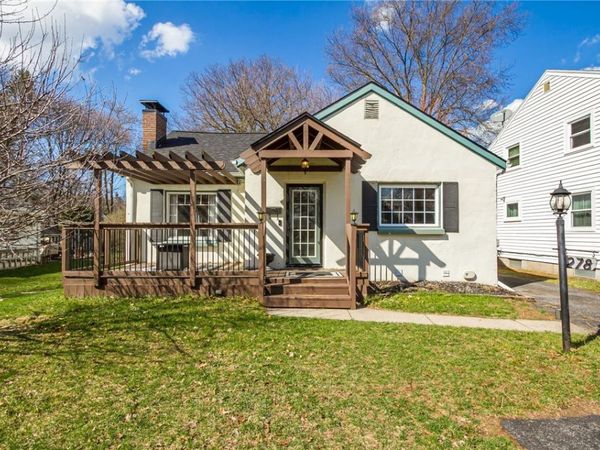 278 Winfield Road , Rochester, NY 14622