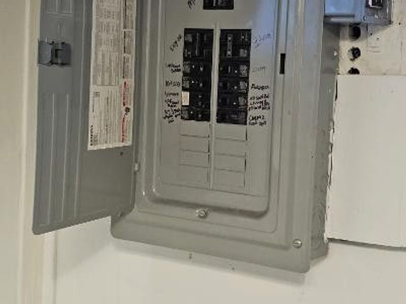 19812 Marvin Road, Warrensville Heights, OH 44128 Photo 13