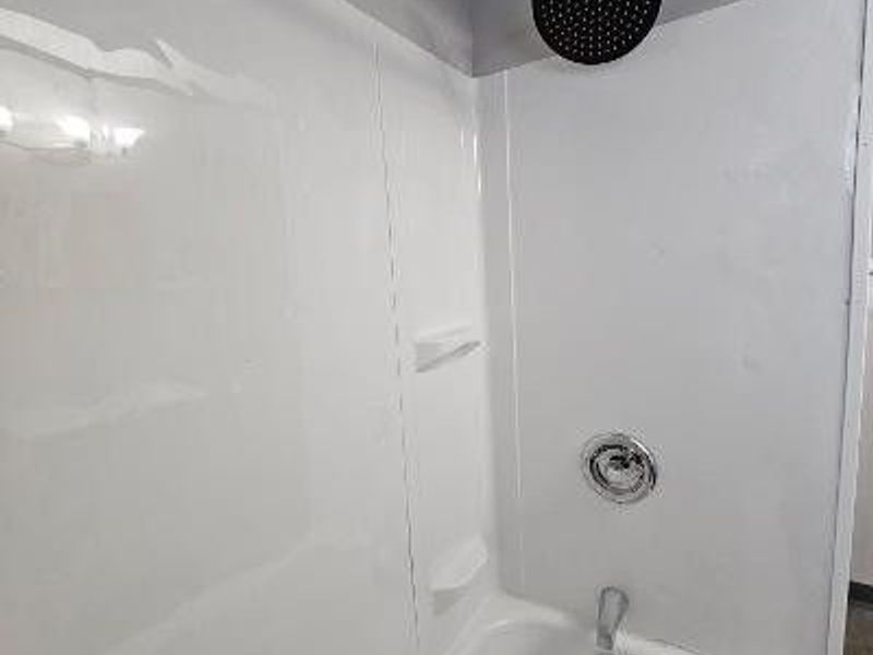 19812 Marvin Road, Warrensville Heights, OH 44128 Photo 8