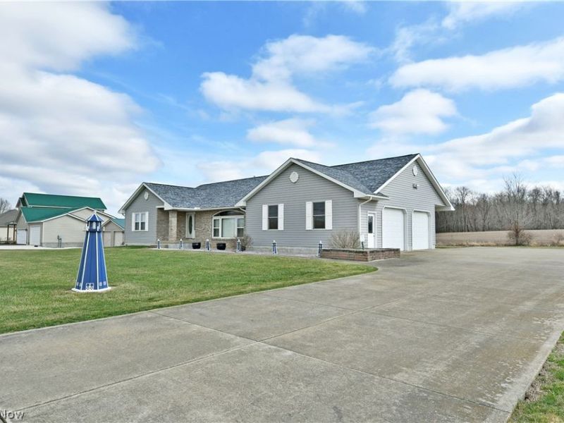 3391 Lyntz Townline Road SW, Warren, OH 44481 Photo 3