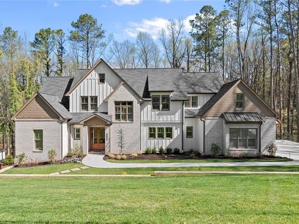 660 Colston Road SW, Marietta, GA 30064