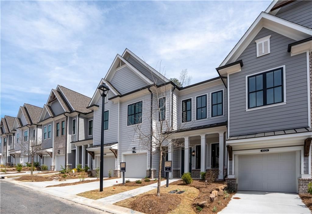 4953 Sudbrook Way, Unit 224, Peachtree Corners, GA 30092 Main Photo