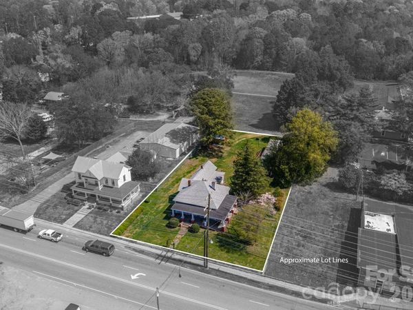 127 S Main Street , Stanley, NC 28164